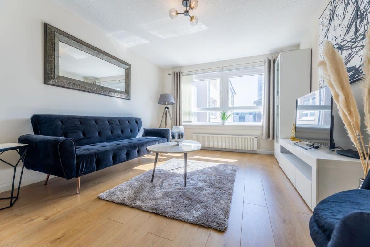 Stunning City Centre 1 Bed With Free Parking Глазгоу Екстериор снимка
