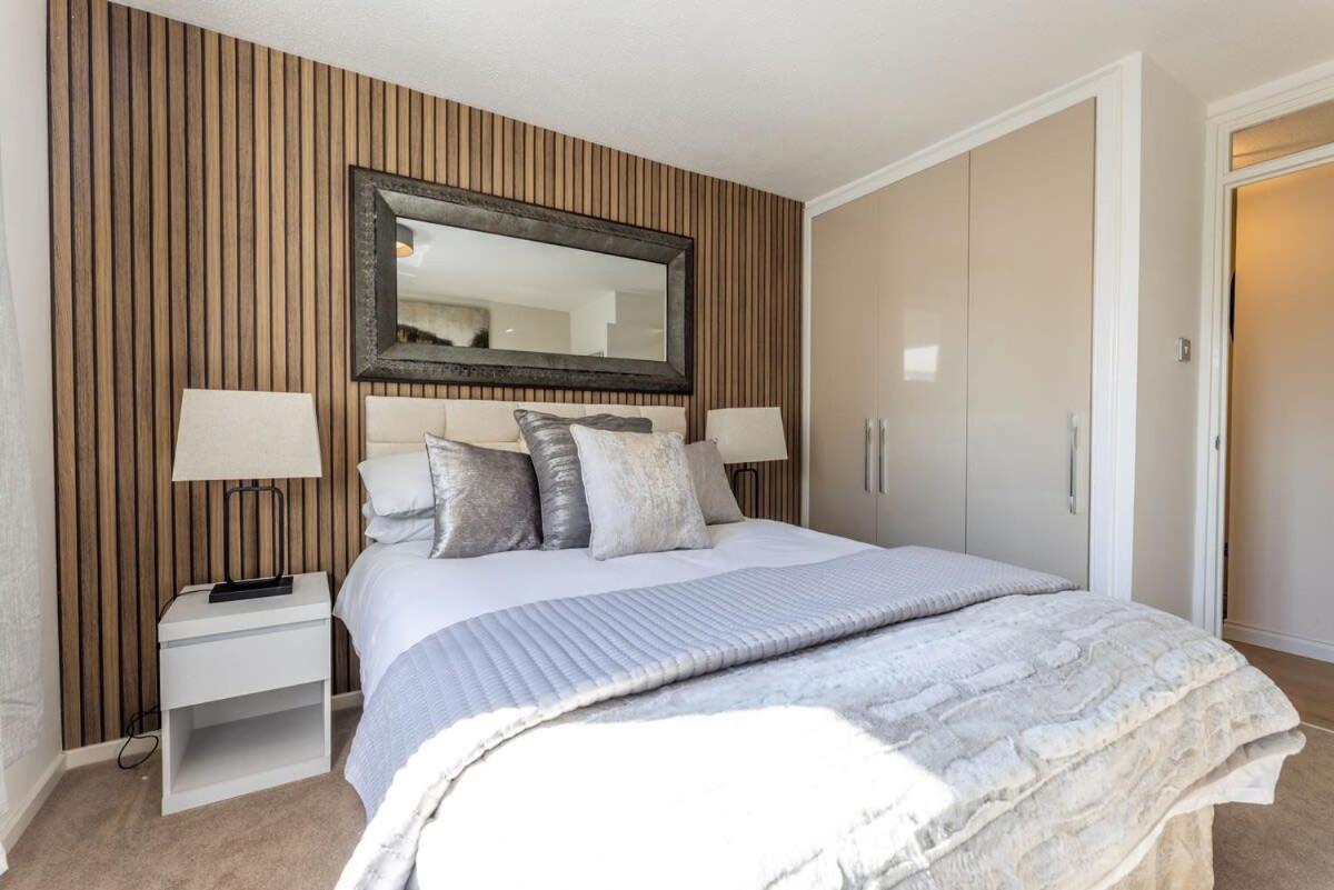 Stunning City Centre 1 Bed With Free Parking Глазгоу Екстериор снимка